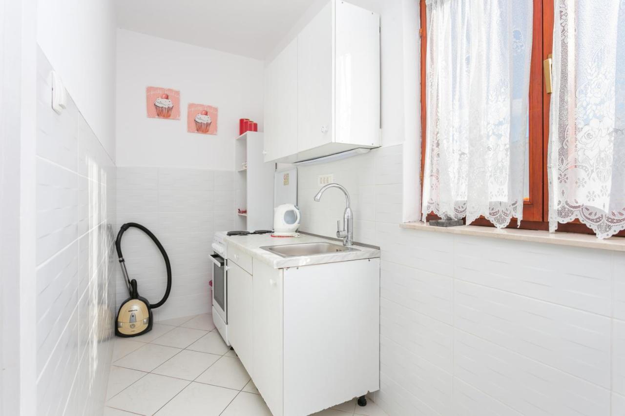 Apartments By The Sea Seget Vranjica, Trogir - 1038 Luaran gambar